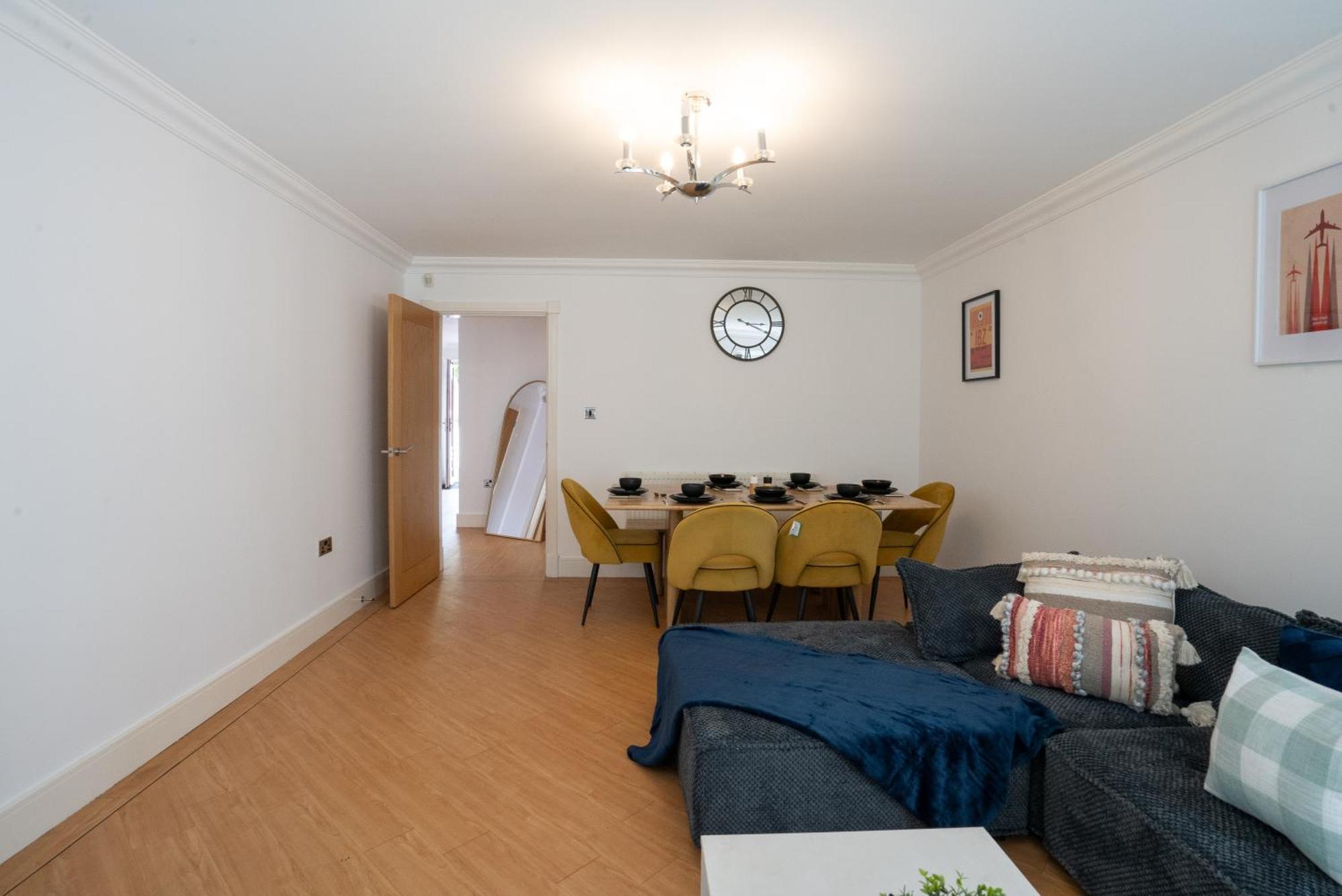 Emirates House, Luxe 5 Bed, With King Sized Beds, Next To Aiport & Nec, Jlr 5 Mins Villa Marston Green Dış mekan fotoğraf